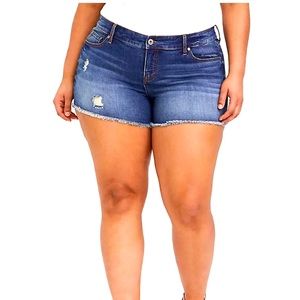 TORRID SKINNY SHORT SHORT - VINTAGE STRETCH MEDIUM WASH SIZE 12=0